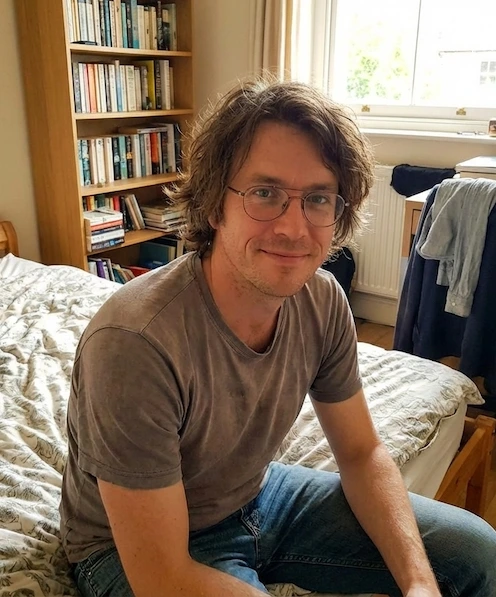 Example of The half-body — a strong Tinder photo